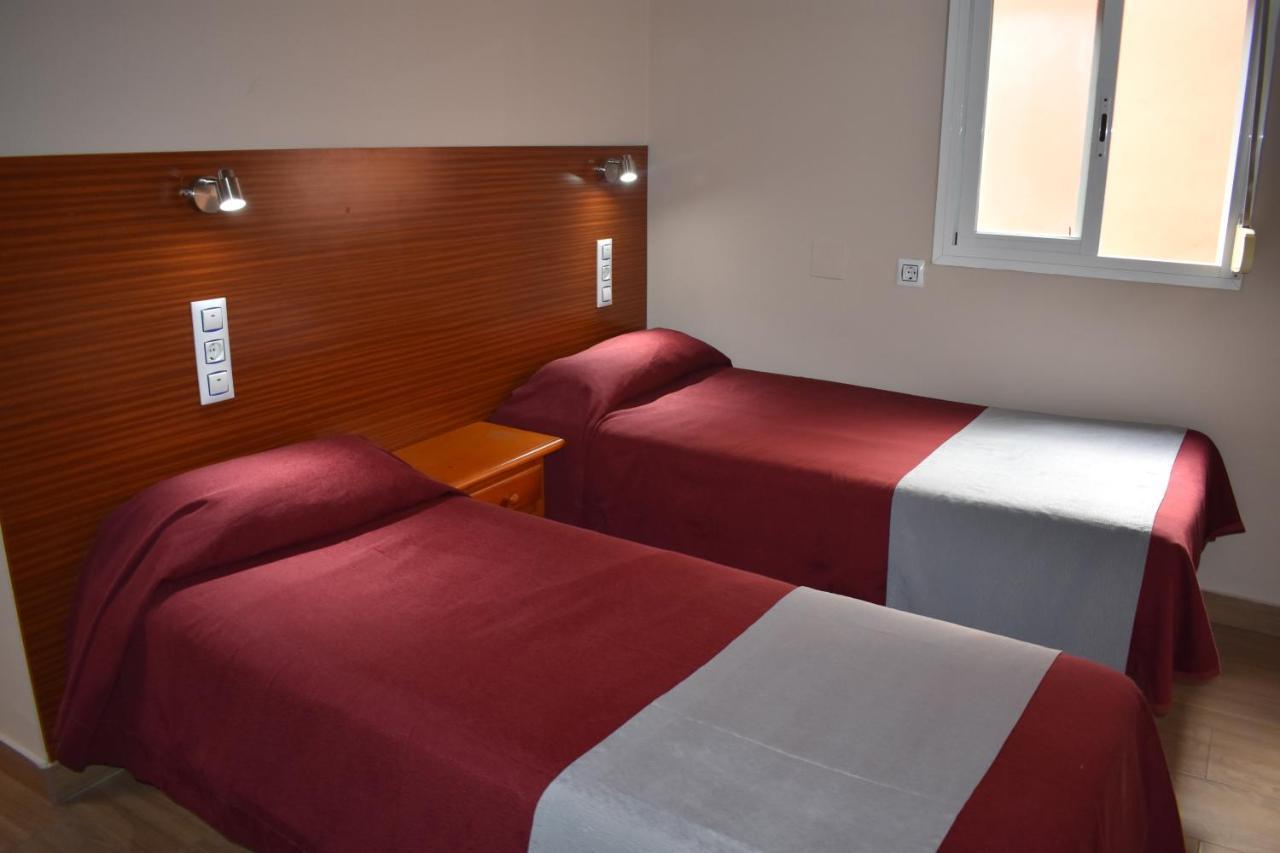 Hostal Alamare Sevilla Exteriör bild