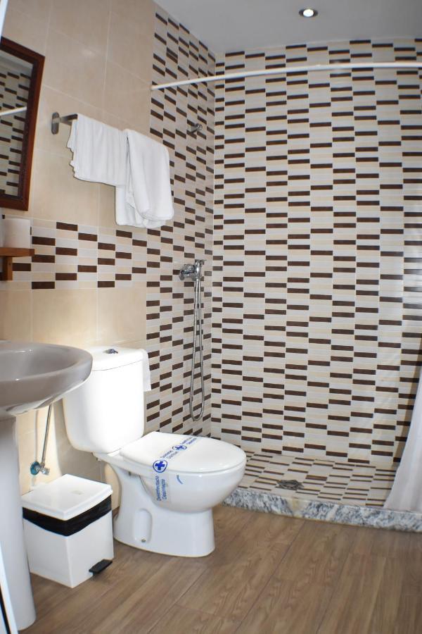 Hostal Alamare Sevilla Exteriör bild