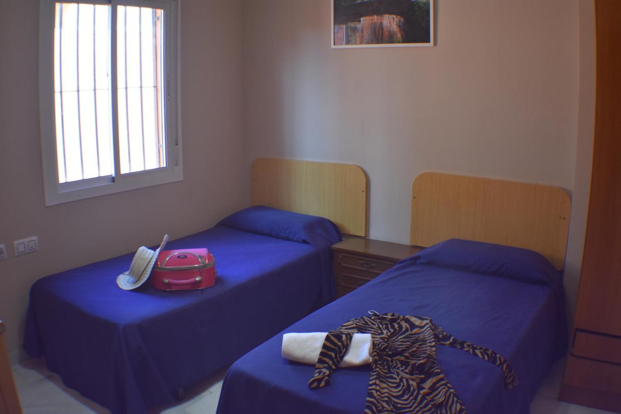 Hostal Alamare Sevilla Exteriör bild