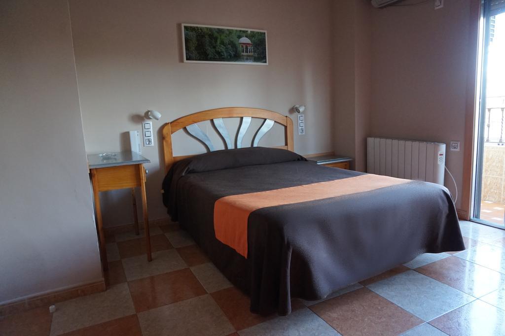 Hostal Alamare Sevilla Exteriör bild
